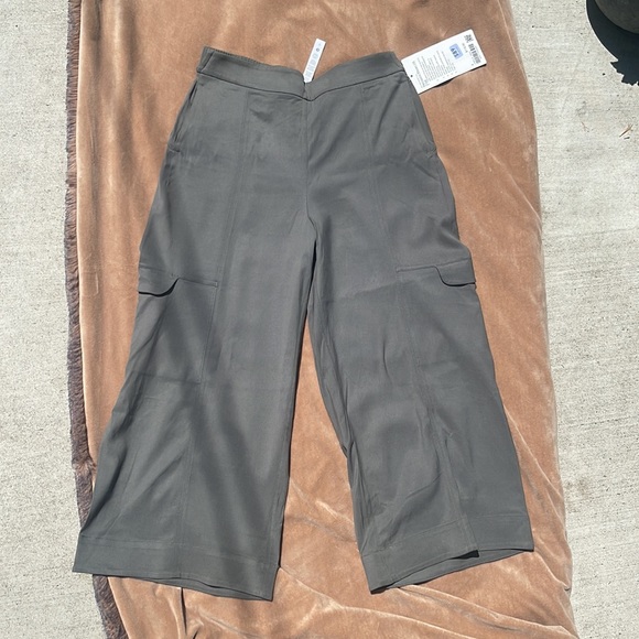 Metropolis Maven high rise HR crop size 8 NWT - Picture 7 of 9